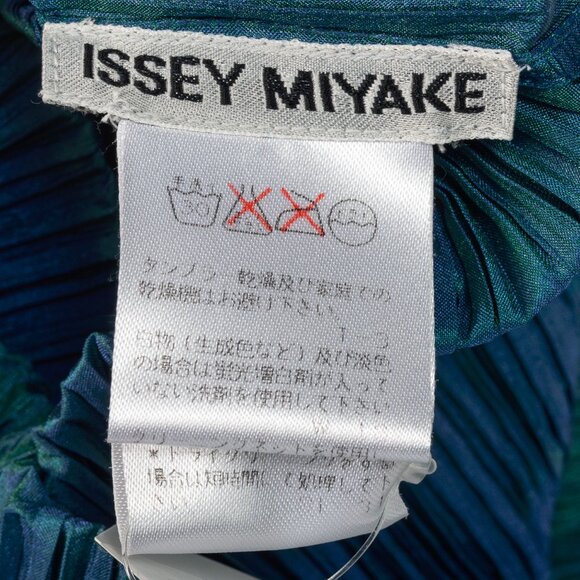 Issey Miyake Metallic-Blue Ruffle-Hem Sleeveless Maxi Dress - Picture 8 of 9